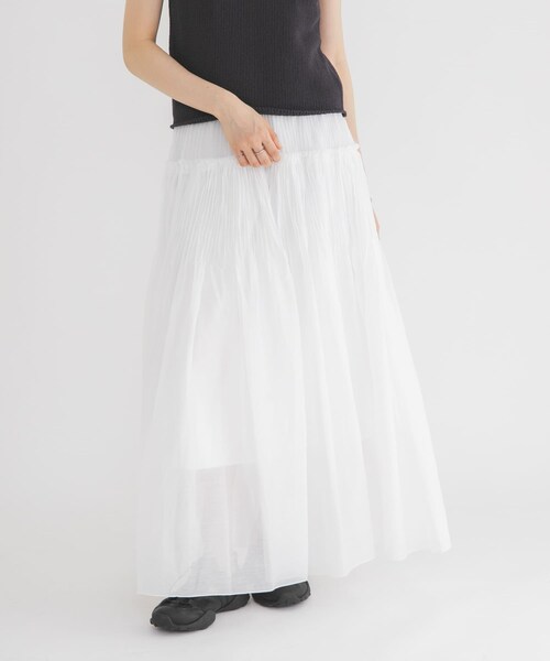 KBF（ケイビーエフ）の「タックプリーツフレアスカート（スカート・レディース・OFF/BLACK/BROWN・One）」の5枚目の写真