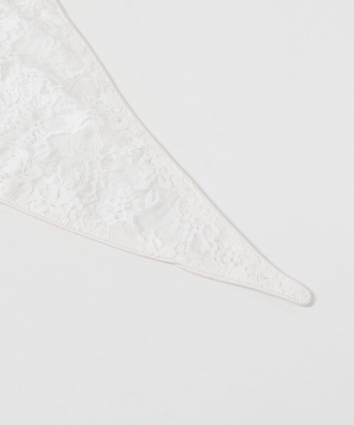 URBAN RESEARCH DOORS（アーバンリサーチドアーズ）の「LAYAS　LACE TRIANGLE SCARF（バンダナ/スカーフ・レディース・WHITE/BLACK・One）」の5枚目の写真