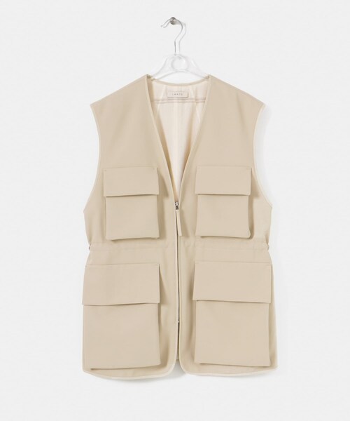 LAATO（ラート）の「PIPING POCKET VEST（ベスト・レディース・クリーム/アスファルト・Free）」の4枚目の写真