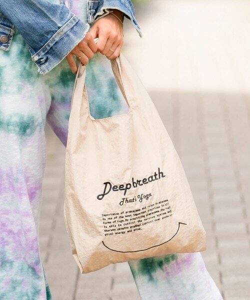 URBAN RESEARCH Sonny Label（アーバンリサーチサニーレーベル）の「Sayaka Shibuki Bag（その他雑貨・レディース・ホワイト/ブラック/ベージュ・one）」の3枚目の写真