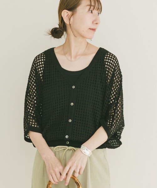 ITEMS URBANRESEARCH（アイテムズ アーバンリサーチ）の「メッシュニットカーディガン（ニット/セーター・レディース・BRN/BLK/GREGE・Free）」の7枚目の写真