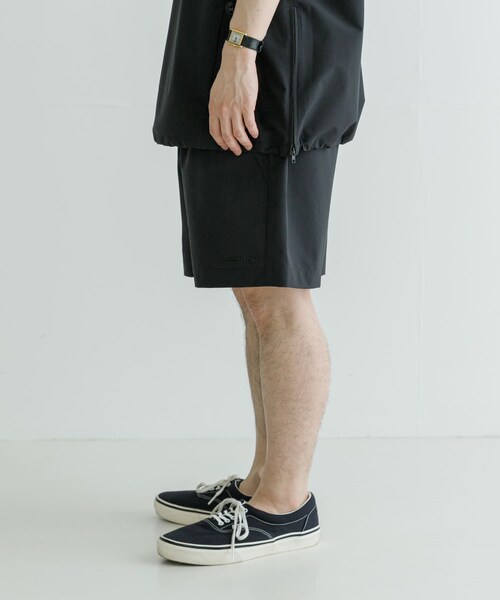 URBAN RESEARCH(アーバンリサーチ)の「『撥水/防水』Sympatex別注ShortPants(その他パンツ・メンズ・CHARCOAL/BLACK・M/L)」の19枚目の写真