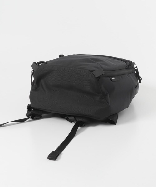 URBAN RESEARCH(アーバンリサーチ)の「AER CITY PACK PRO 2 24L(バックパック/リュック・メンズ・BLACK・Free)」の5枚目の写真