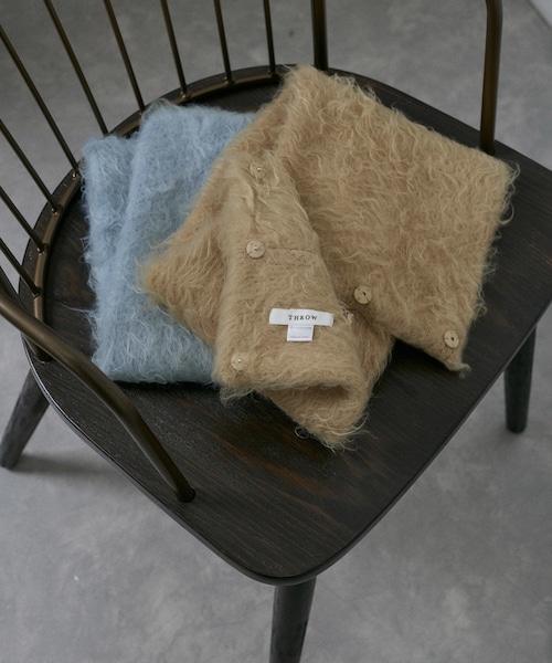 ADAM ET ROPE'（アダムエロペ）の「【公式サイト限定】【THROW（スロー）】Tekla_shaggy snood（ストール/ショール・レディース・ベージュ系/ブルー系・F）」の8枚目の写真