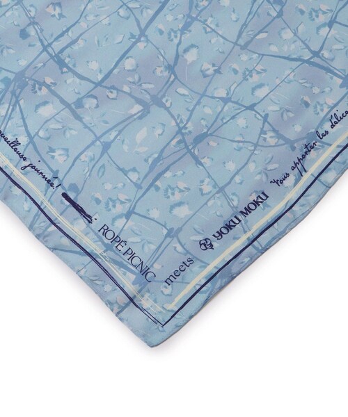 ROPE' PICNIC（ロペピクニック）の「【YOKU MOKU/ヨックモック×ROPE' PICNIC】フラワーグラデーションスカーフ（バンダナ/スカーフ・レディース・キナリ/ブルー系・F）」の19枚目の写真