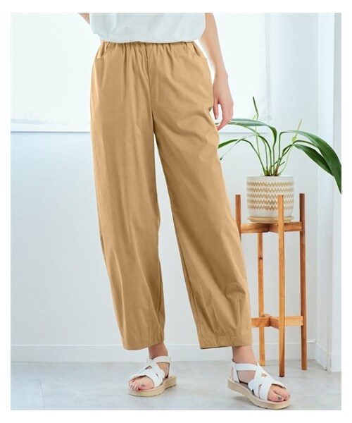 nissen（ニッセン）の「大きいサイズ　ストレッチうすカル楽ちんゆったりワイドパンツ（吸汗速乾）（ゆったりヒップ）（パンツ・レディース・黒/ベージュ/ピスタチオ/ストロベリークリーム・L/LL/3L/4L/5L/6L/8L/10L）」の13枚目の写真