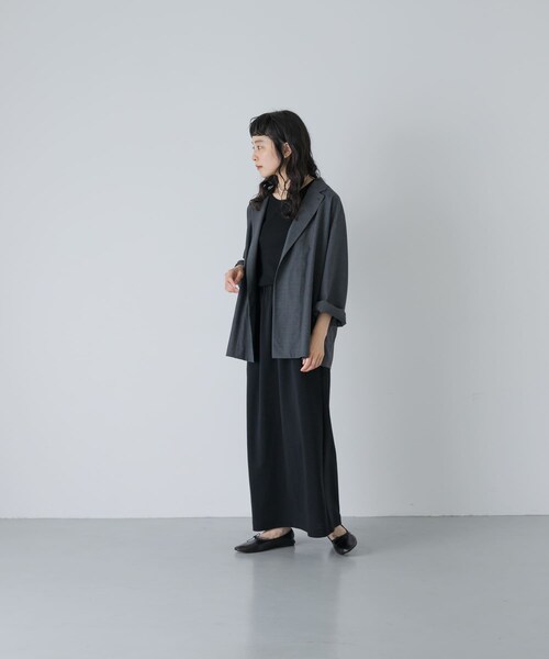 かぐれ（カグレ）の「YLEVE　WOOL TROPICAL WORK JACKET（テーラードジャケット・レディース・CHARCOAL・1）」の7枚目の写真