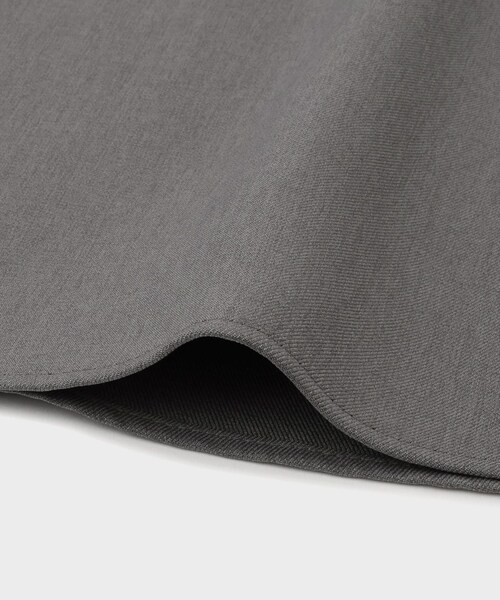 ROPE'（ロペ）の「【troisiemechaco（トロワズィエムチャコ）】×moi salon et rope EXCLUSIVE EDITION COLLAR REMOVAL DRESS｜ワンピース（ワンピース・レディース・グレー/ネイビー・38）」の9枚目の写真