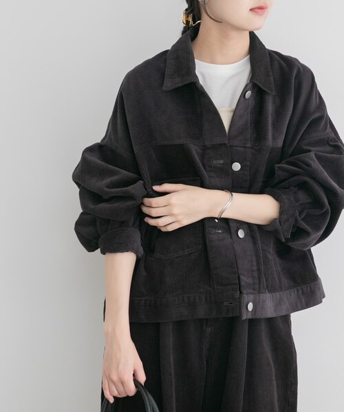 ITEMS URBANRESEARCH（アイテムズ アーバンリサーチ）の「コーデュロイジャケット（カバーオール・レディース・ECRU/CHA/CHERRY・Free）」の15枚目の写真