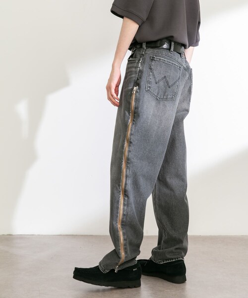 URBAN RESEARCH Sonny Label（アーバンリサーチサニーレーベル）の「Wrangler　WREMAKE SIDE ZIP FLARE（デニムパンツ・メンズ・BK REMAKE/BL REMAKE・S/M）」の6枚目の写真