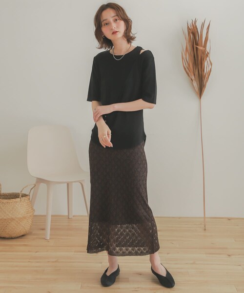 SENSE OF PLACE by URBAN RESEARCH(センスオブプレイスバイアーバンリサーチ)の「レイヤードボタンディテールトップ(Tシャツ/カットソー・レディース・BLACK/GREIGE/YELLOW・one)」の9枚目の写真