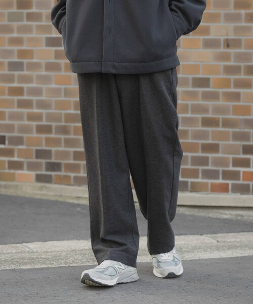 ITEMS URBANRESEARCH（アイテムズ アーバンリサーチ）の「ウール混テーパードパンツ（その他パンツ・メンズ・KHK/MOC/BLK・M/L）」の6枚目の写真