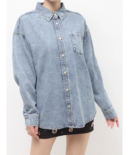 GYDA（ジェイダ）の「CROSS POINTケミカルデニムシャツ（シャツ/ブラウス・レディース・ブラック/アイスブルー・F）」の3枚目の写真