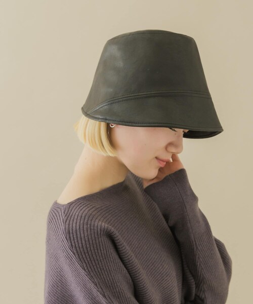 SMELLY（スメリー）の「フロントラインフェイクレザーハット（ハット・レディース・BLK/IVO・-）」の15枚目の写真