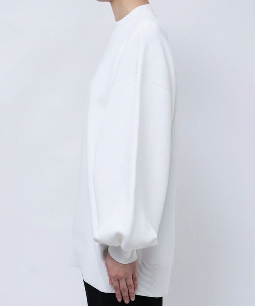 URBAN RESEARCH ROSSO（アーバンリサーチロッソ）の「ELENDEEK　FORM SLEEVE OVER KNIT（ニット/セーター・レディース・YLW/OWHT/BLACK/PPL・FREE）」の10枚目の写真