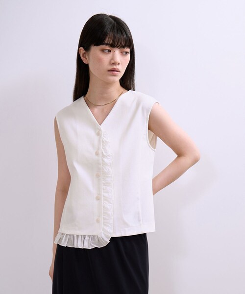 ADAM ET ROPE'(アダムエロペ)の「【WEB限定】・【定番】ラッフルコンビスリーブレストップス(Tシャツ/カットソー・レディース・ブラック/ブラック系/ホワイト・F)」の10枚目の写真