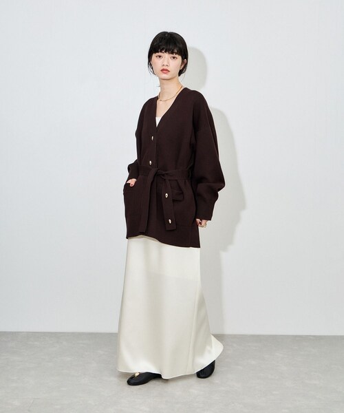 ADAM ET ROPE'(アダムエロペ)の「タックフラットシューズ(パンプス・レディース・ブラック/ホワイト・23.0/23.5/24.0/24.5)」の12枚目の写真