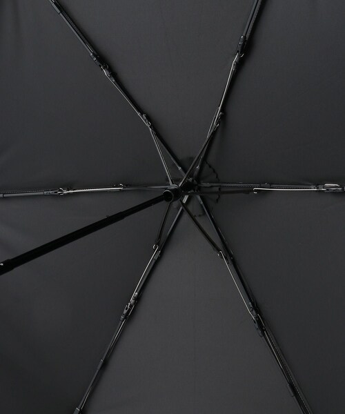 ADAM ET ROPE'（アダムエロペ）の「【定番人気】 CORTED UMBRELLA 53 with tote（折りたたみ傘・レディース・ブラック/ホワイト系・F）」の7枚目の写真