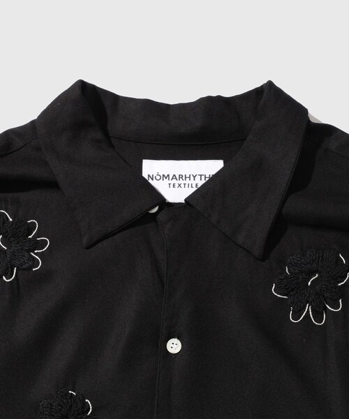 ADAM ET ROPE'(アダムエロペ)の「【NOMARHYTHM TEXTILE for ADAM ET ROPE'】EX Flower Embroidery SS Shirt(シャツ/ブラウス・メンズ・ブラック/キナリ・3/4)」の20枚目の写真