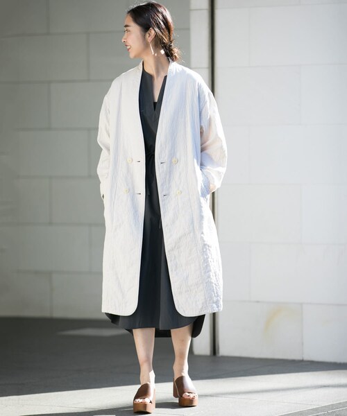 URBAN RESEARCH（アーバンリサーチ）の「ヴォロノイジャカードノーカラーコート（ノーカラージャケット・レディース・OFF/CHARCOAL・FREE）」の6枚目の写真