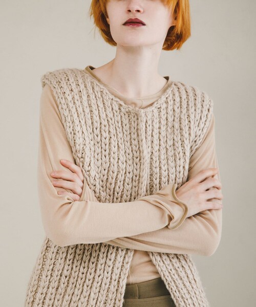 LAATO（ラート）の「hand knit vest（ベスト・レディース・クリーム/インク・FREE）」の10枚目の写真