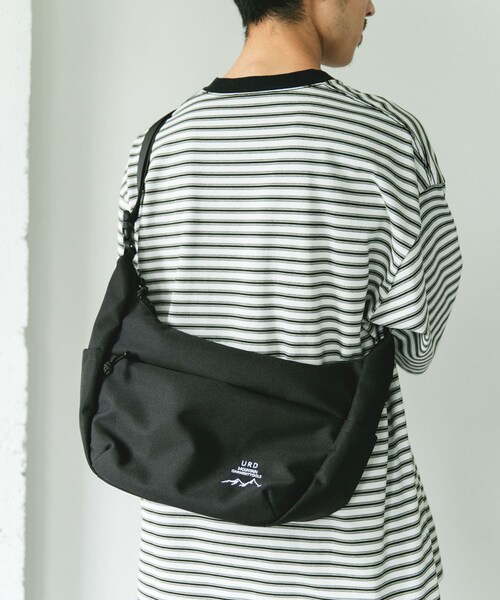 URBAN RESEARCH DOORS(アーバンリサーチドアーズ)の「URD SHOULDER BAG(ショルダーバッグ・メンズ・BLACK/BROWN・-)」の3枚目の写真