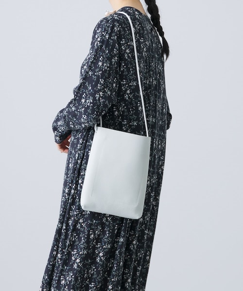 かぐれ(カグレ)の「ATELIER 4.5 SACOCHE(その他雑貨・レディース・white/black/gray・one)」の6枚目の写真