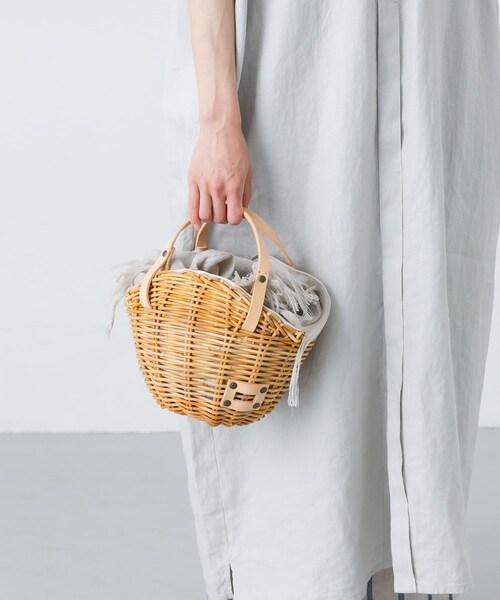 かぐれ（カグレ）の「eb.a.gos　ブルームバスケット　レザーハンドル（ハンドバッグ・レディース・BK/NA・FREE）」の9枚目の写真