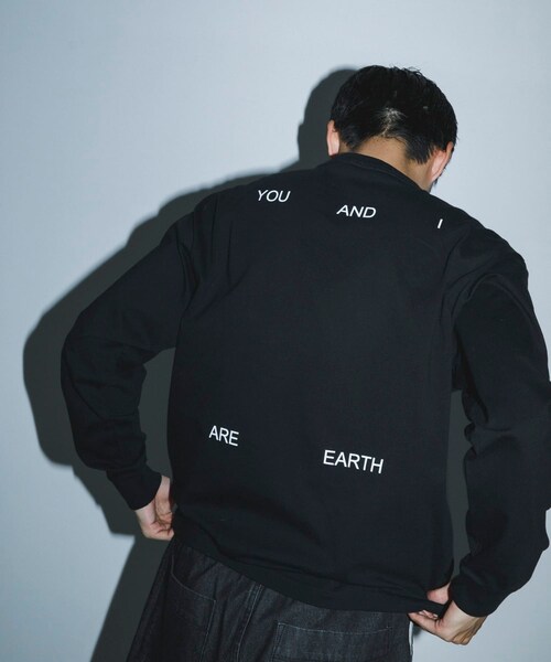 URBAN RESEARCH(アーバンリサーチ)の「BLANKMAG NIGHT photo Crew(スウェット・メンズ・Black/Off White・M/L/XL)」の13枚目の写真