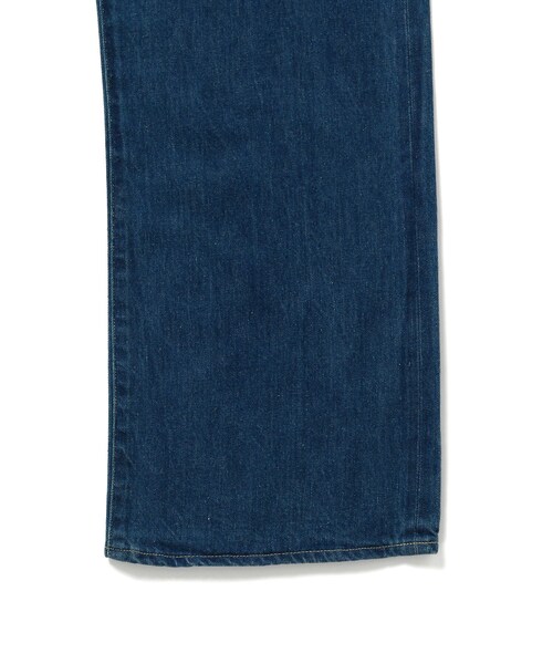 ADAM ET ROPE'（アダムエロペ）の「【AURALEE】SELVEDGE LIGHT DENIM PANTS（デニムパンツ・メンズ・ブルー系・3/4/5）」の8枚目の写真