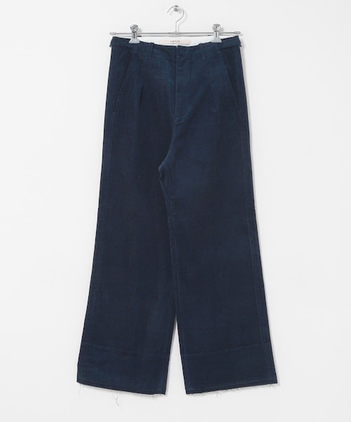 THE GOODLAND MARKET（ザグッドランドマーケット）の「cwtch　CORDUROY WIDE PANTS（その他パンツ・レディース・IVORY/NAVY/BORDEAUX・1/2）」の2枚目の写真
