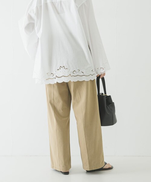 URBAN RESEARCH(アーバンリサーチ)の「『3サイズ展開』ベルト付きタックワイドチノパンツ(チノパンツ・レディース・L.BEIGE/BEIGE・36/38/40)」の7枚目の写真