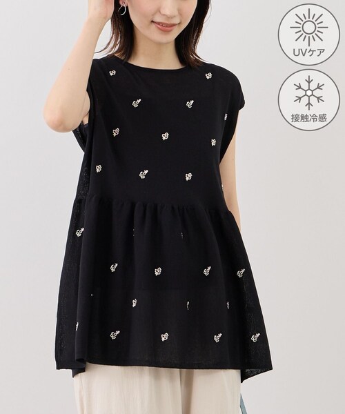 ROPE' PICNIC(ロペピクニック)の「【ちゃんと+かわいい保証】シャーベットニット 刺繍シアーペプラムニット/UVケア・接触冷感(ニット/セーター・レディース・ブラック/ダークブラウン/ブルー系・F)」の4枚目の写真