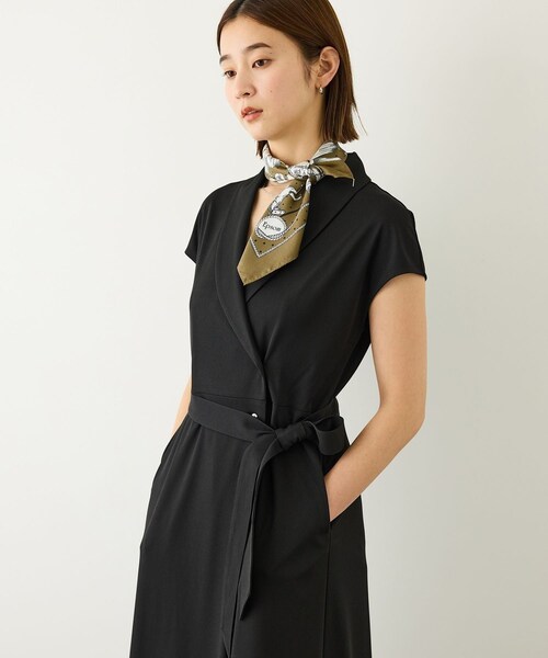 ROPE'(ロペ)の「ジャージラップフレンチスリーブワンピース/UVカット・接触冷感・吸水速乾・イージーケア(ワンピース・レディース・ブラック/キャメル・36/38)」の11枚目の写真