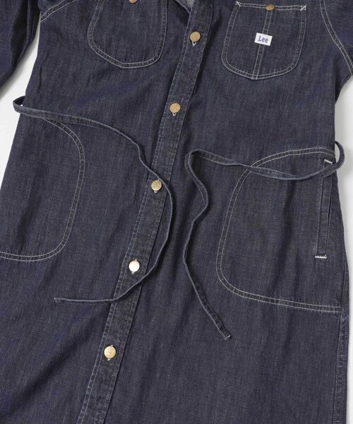 URBAN RESEARCH DOORS（アーバンリサーチドアーズ）の「『別注』Lee×DOORS　WORK SHIRTS ONE-PIECE（ワンピース・レディース・BLUE/NAVY・One）」の12枚目の写真