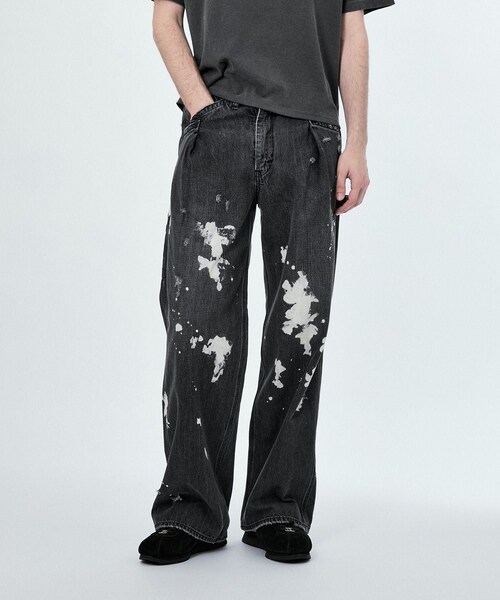 ADAM ET ROPE'（アダムエロペ）の「【Lee x BELPER x M】PAINT PAINTER BUGGY PANTS（デニムパンツ・レディース・ブラック/ネイビー・L/M/S/XS）」の9枚目の写真