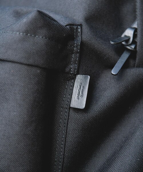 URBAN RESEARCH DOORS（アーバンリサーチドアーズ）の「『別注』STANDARD SUPPLY×DOORS　DAYPACK M（バックパック/リュック・メンズ・BLACK・One）」の6枚目の写真