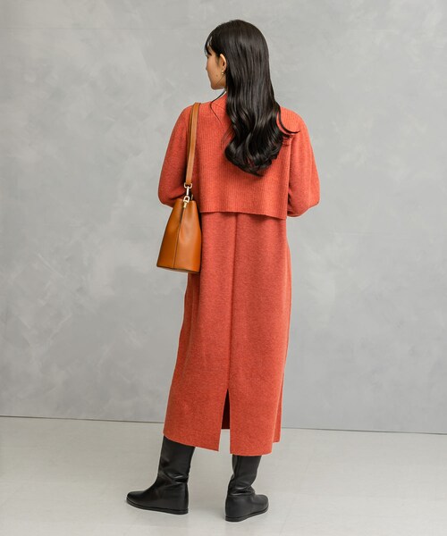 URBAN RESEARCH ROSSO（アーバンリサーチロッソ）の「静電防止レイヤードライクニットワンピース（ワンピース・レディース・TERRACOTTA/NAVY/GREEN・FREE）」の16枚目の写真