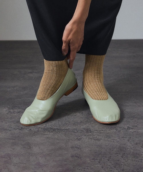 ADAM ET ROPE'(アダムエロペ)の「【MARTINIANO(マルティニアーノ)】GLOVE(パンプス・レディース・ベージュ系/グリーン系・35.5/36.5/37.5/38.5)」の16枚目の写真