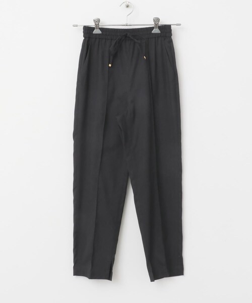 URBAN RESEARCH ROSSO（アーバンリサーチロッソ）の「ウォッシャブルイージーテーパードパンツ（その他パンツ・レディース・BLACK/L/GREIGE/GREEN・FREE）」の11枚目の写真