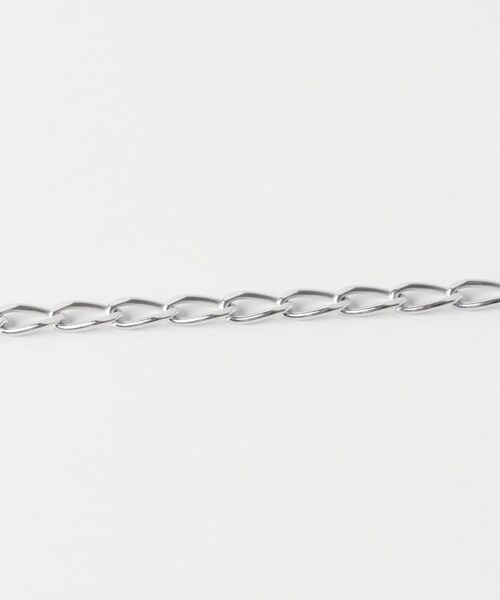 URBAN RESEARCH(アーバンリサーチ)の「TOM WOOD Arlo Bracelet Medium(ブレスレット・メンズ・Silver・7)」の4枚目の写真