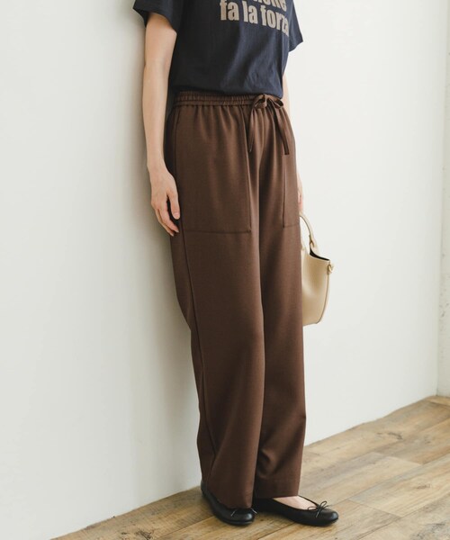 ITEMS URBANRESEARCH（アイテムズ アーバンリサーチ）の「リネンライクイージーワイドパンツ（その他パンツ・レディース・BRN/YEL/BLK/MOC・FREE）」の14枚目の写真