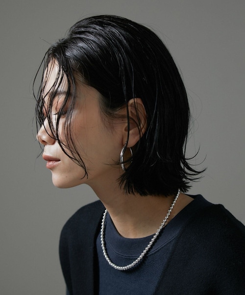 ADAM ET ROPE'（アダムエロペ）の「【J'aDoRe・店舗限定】【ERICKA NICOLAS BEGAY】ナバホパールネックレス5mm/45cm（ネックレス・レディース・シルバー・F）」の3枚目の写真