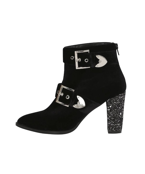 バックルショートブーツ