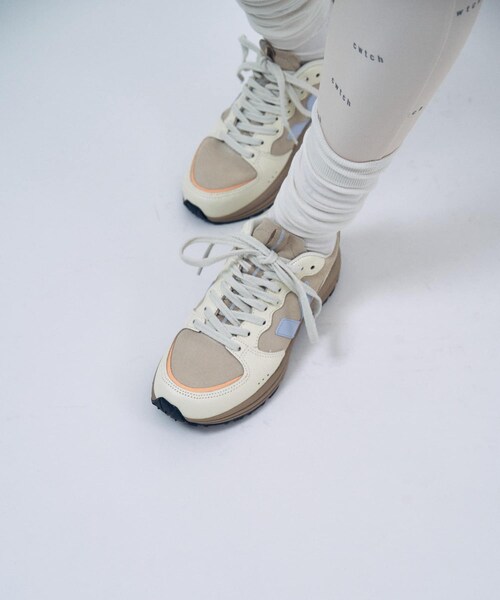 THE GOODLAND MARKET（ザグッドランドマーケット）の「veja　VENTURI ALMOND SWAN（スニーカー・レディース・ALMOND・37/38/39/41/42/43）」の3枚目の写真