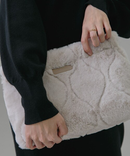 URBAN RESEARCH Sonny Label（アーバンリサーチサニーレーベル）の「LE VERNIS　ファーキルティングクラッチ（クラッチバッグ・レディース・ブラウン/ベージュ・one）」の12枚目の写真