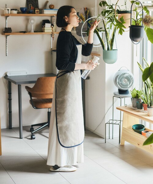 URBAN RESEARCH DOORS（アーバンリサーチドアーズ）の「fog linen work　リネンパイピングエプロン（キッチンツール・メンズ・ナチュラル/ジェン・-）」の4枚目の写真