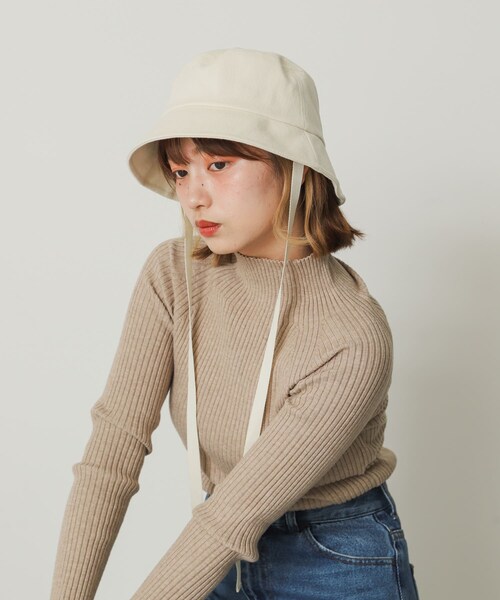 SENSE OF PLACE by URBAN RESEARCH(センスオブプレイスバイアーバンリサーチ)の「コットンツイルリボンバケットハット(ハット・レディース・IVORY/BLACK・One/one)」の6枚目の写真