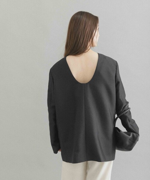 URBAN RESEARCH ROSSO（アーバンリサーチロッソ）の「UNiPH　シルクウールツイルプルオーバー（シャツ/ブラウス・レディース・ブラック・1）」の5枚目の写真