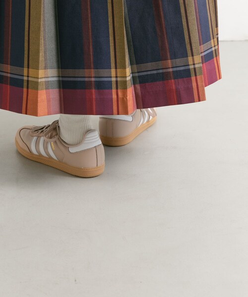 URBAN RESEARCH DOORS（アーバンリサーチドアーズ）の「adidas　SAMBA OG W（スニーカー・レディース・ワンダータープ・23.5/24/24.5）」の4枚目の写真